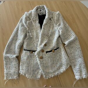 Walter Baker Multicolor Tweed Notch Lapel
Blazer Size Small with Gold Buttons